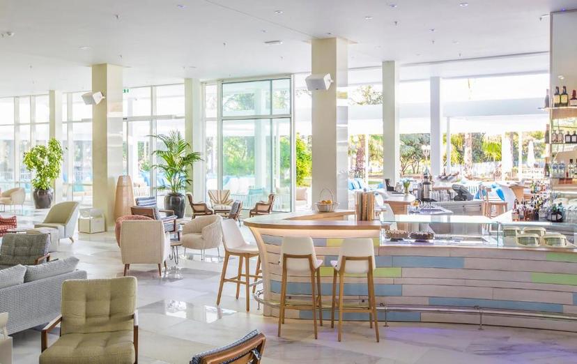 Amadria Park Beach Hotel Jure image 3