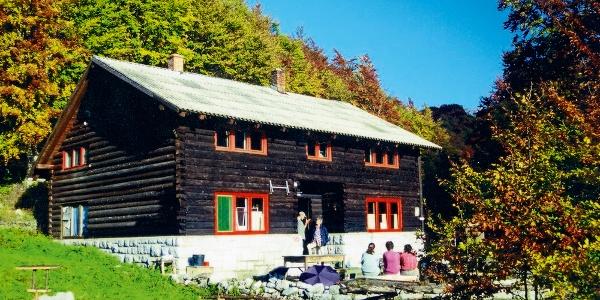 Mountain Hut Alan image 2